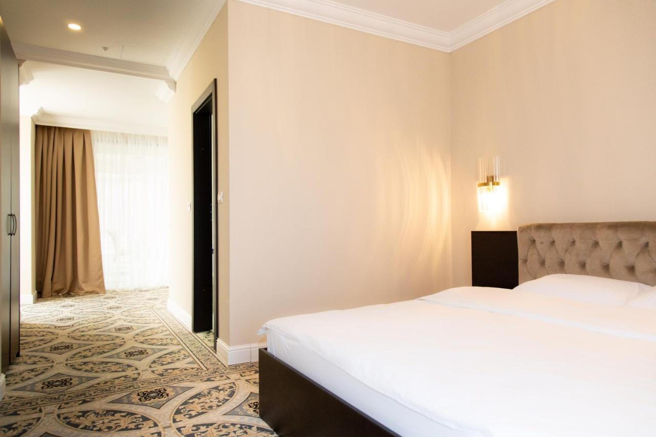 Hotel Palace Severin دروبيتا تورنو سيفيرين المظهر الخارجي الصورة
