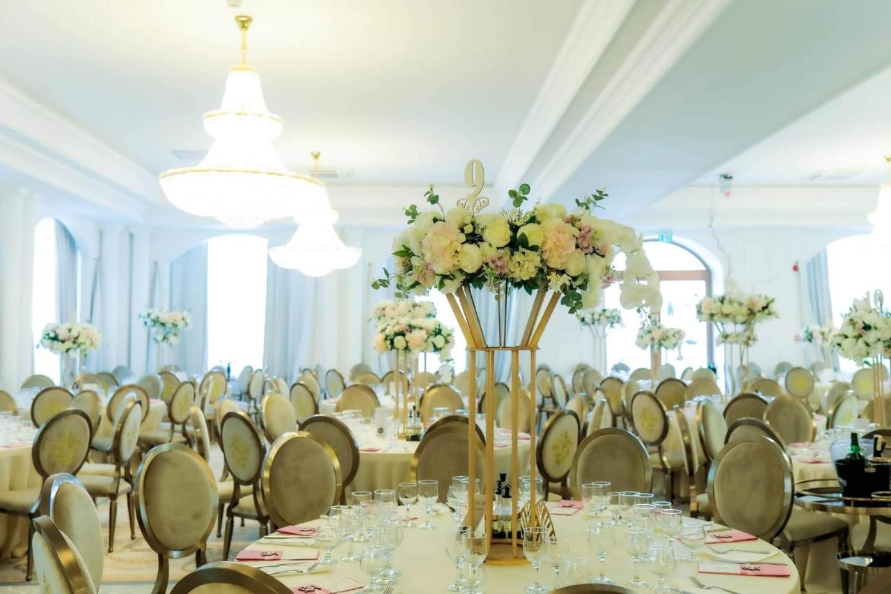Hotel Palace Severin دروبيتا تورنو سيفيرين المظهر الخارجي الصورة