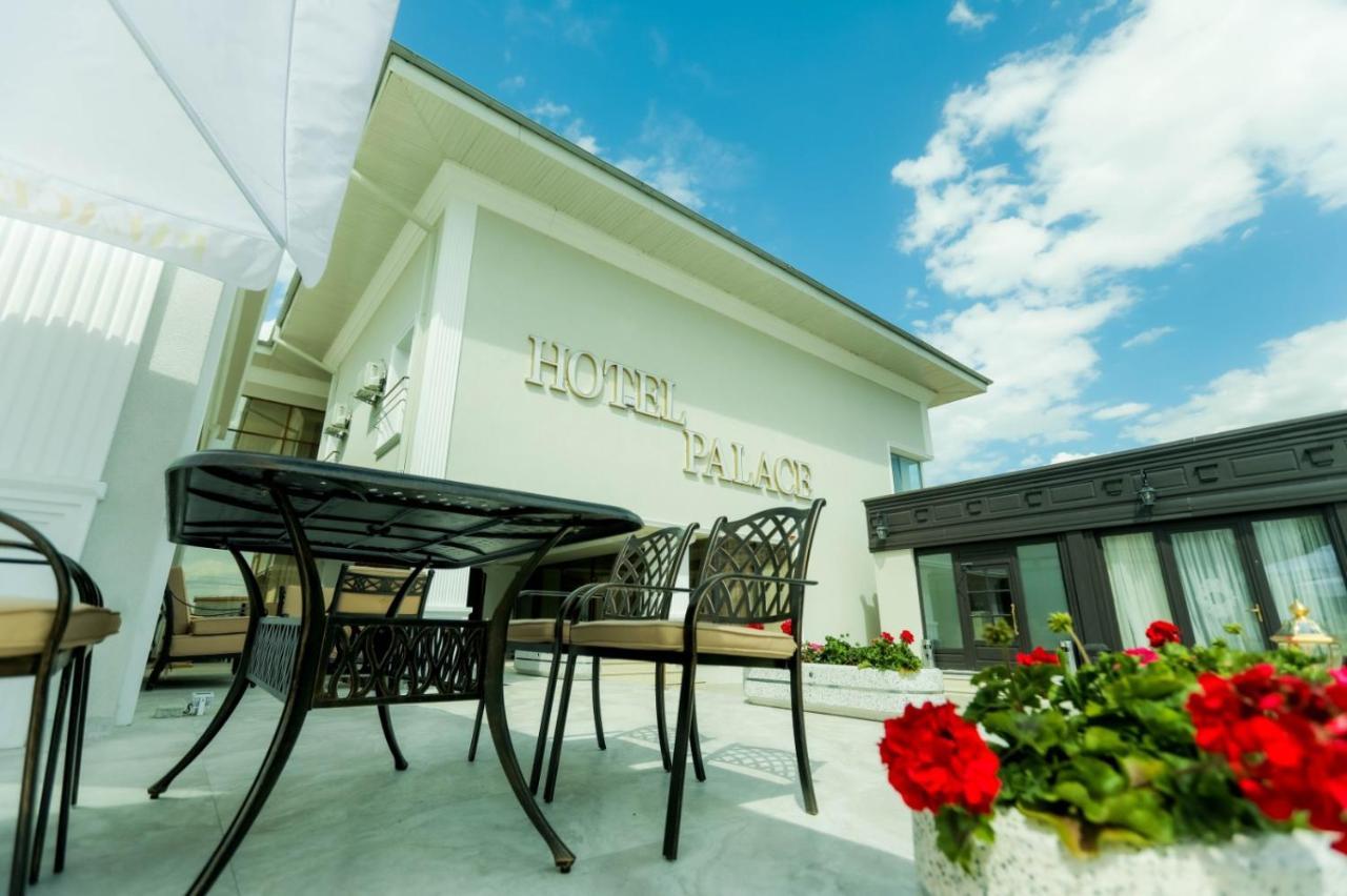 Hotel Palace Severin دروبيتا تورنو سيفيرين المظهر الخارجي الصورة